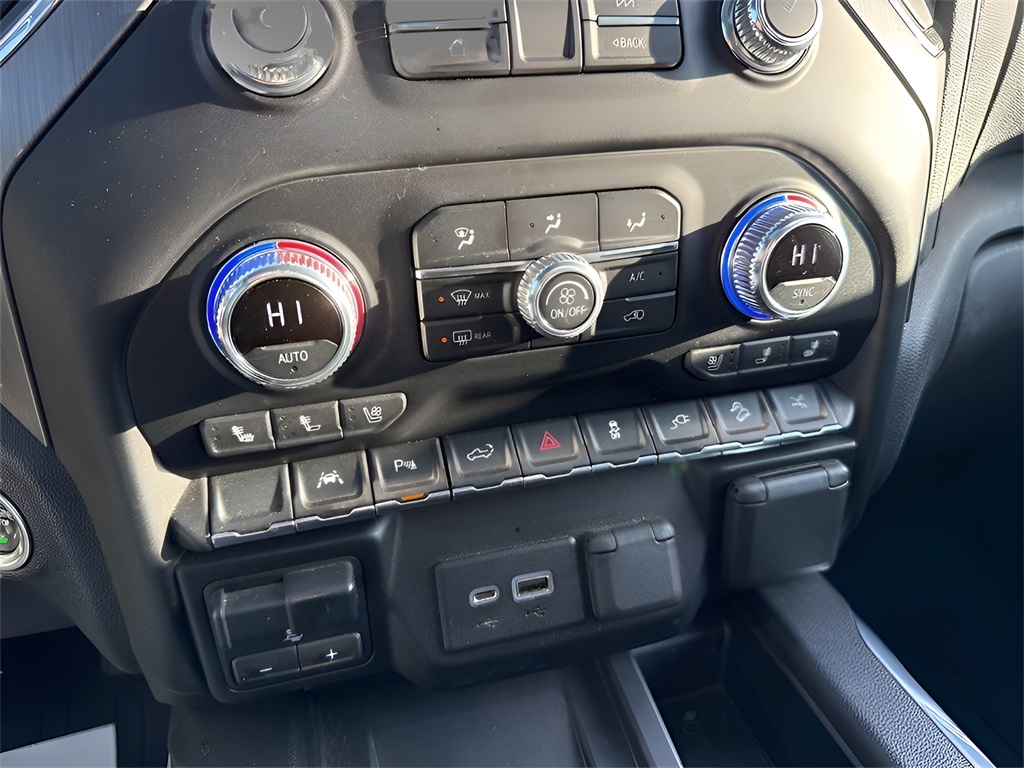 2022 GMC Sierra 1500 Limited