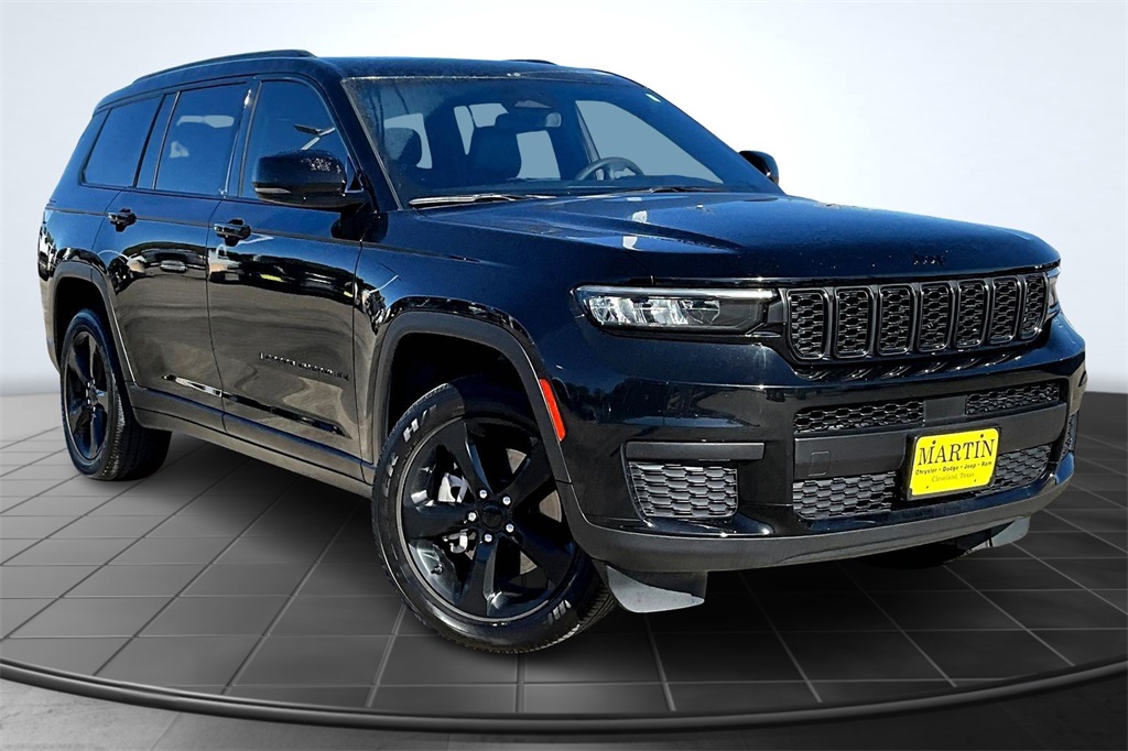 2024 Jeep Grand Cherokee L Altitude X Black at Victoria Chrysler Dodge Jeep Ram