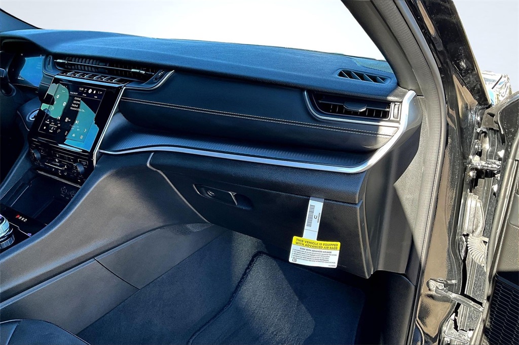 2024 Jeep Grand Cherokee L Altitude X Black at Victoria Chrysler Dodge Jeep Ram