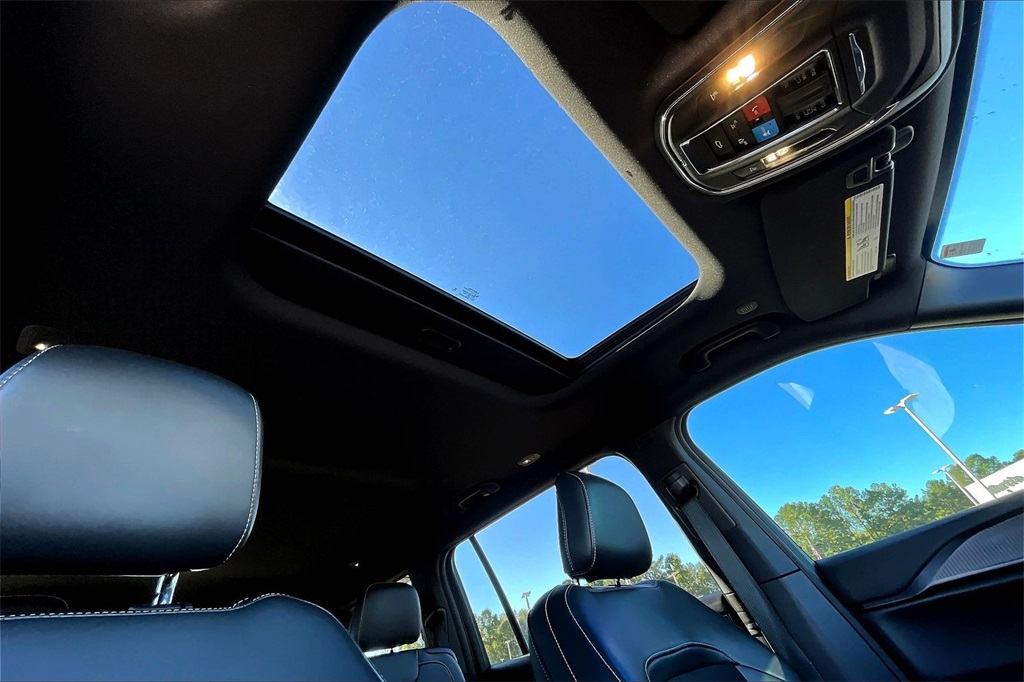 2024 Jeep Grand Cherokee L Altitude X Black at Victoria Chrysler Dodge Jeep Ram