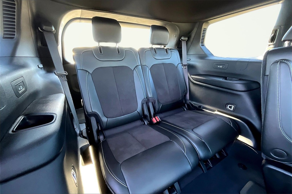 2024 Jeep Grand Cherokee L Altitude X Black at Victoria Chrysler Dodge Jeep Ram