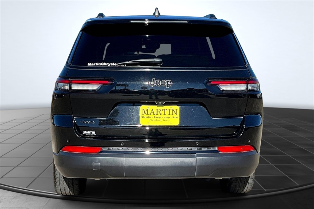 2024 Jeep Grand Cherokee L Altitude X Black at Victoria Chrysler Dodge Jeep Ram