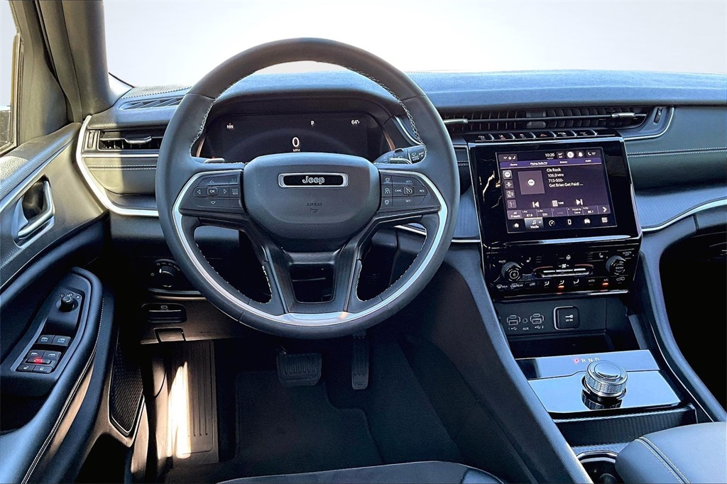 2024 Jeep Grand Cherokee L Altitude X Black at Victoria Chrysler Dodge Jeep Ram