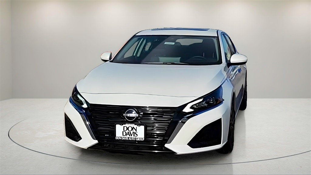 2025 Nissan Altima
