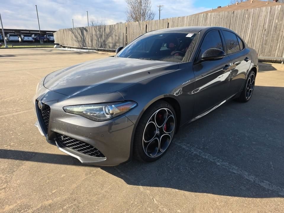 2023 Alfa Romeo Giulia Veloce AWD