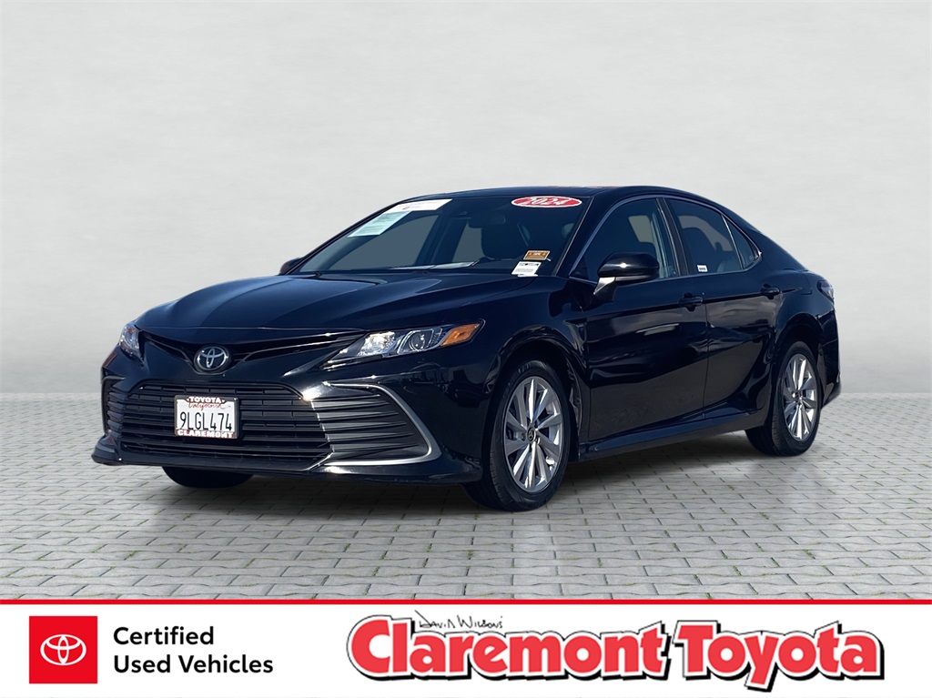 2024 Toyota Camry LE FWD