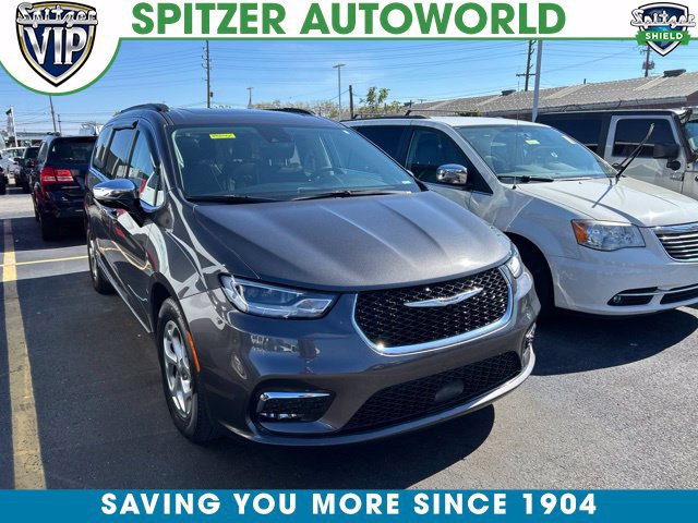 2023 Chrysler Pacifica Limited FWD