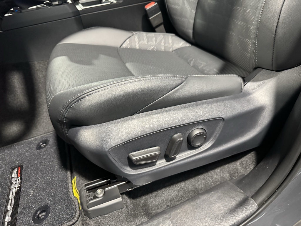 New Car 2025 Toyota Tacoma Hybrid  Trd Sport For Sale Under $70,000 In San Juan, Puerto Rico