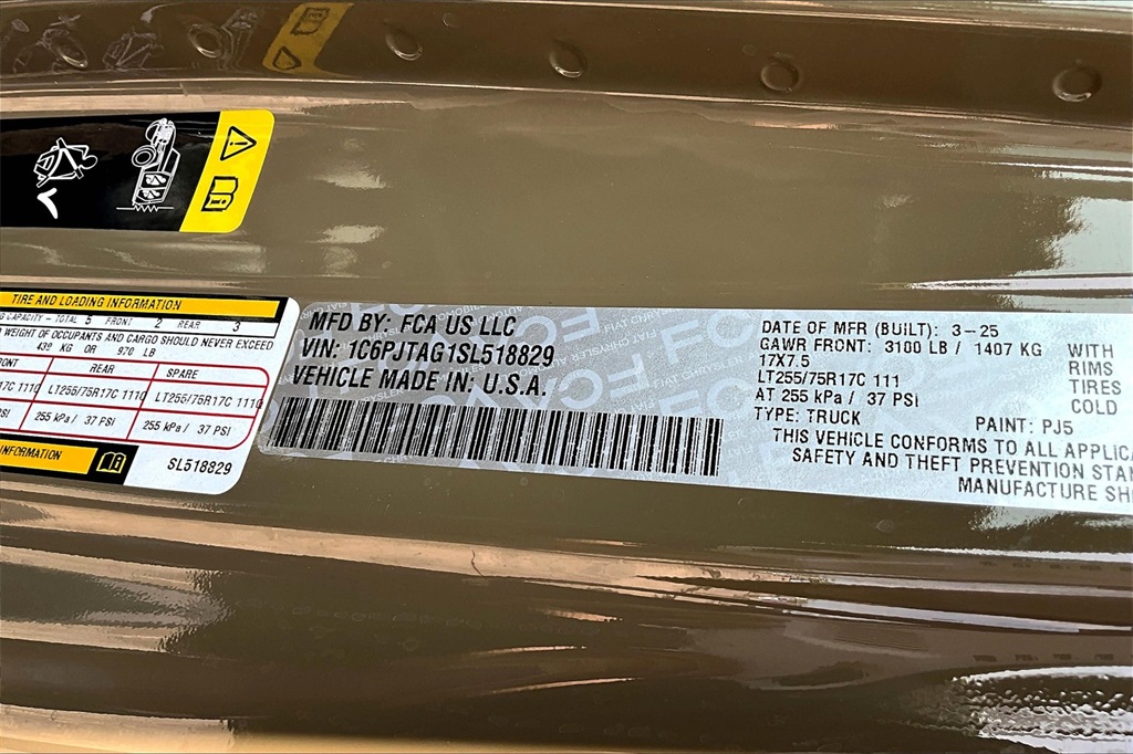 2025 Jeep Gladiator Sport Green at River Oaks CDJR