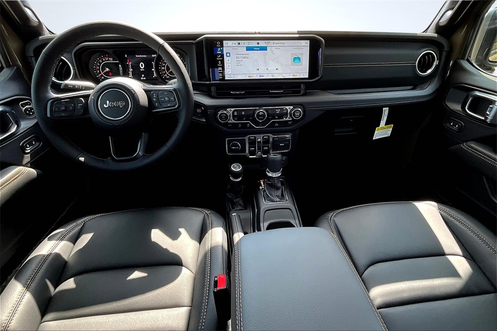 2025 Jeep Gladiator Sport Green at River Oaks CDJR