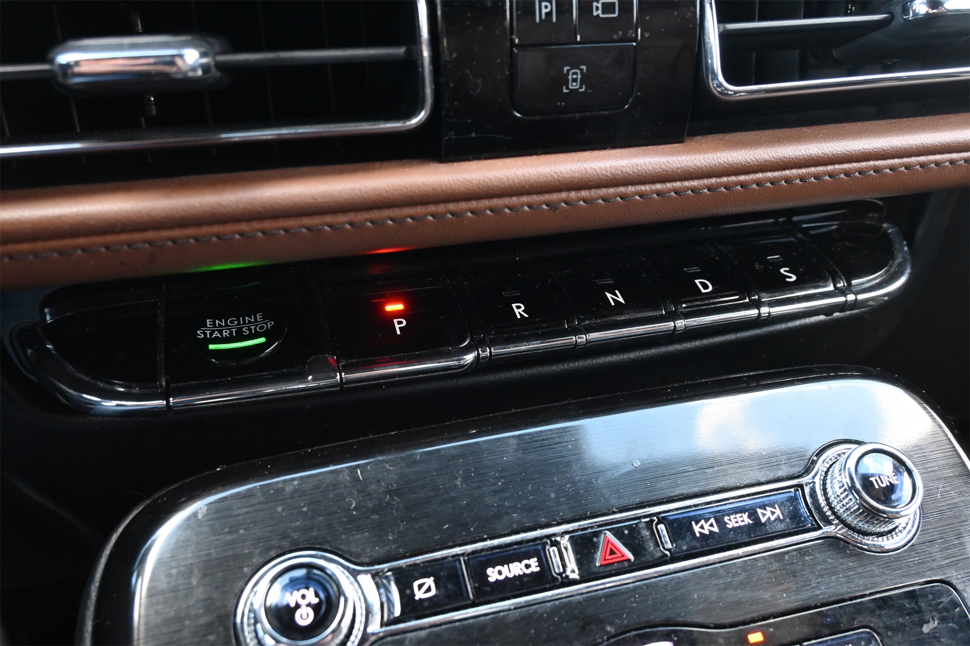 2022 Lincoln Nautilus Reserve White at AutoSavvy Houston Southwest