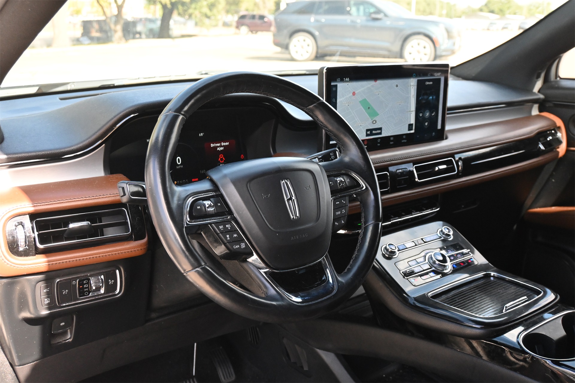 2022 Lincoln Nautilus Reserve White at AutoSavvy Houston Southwest