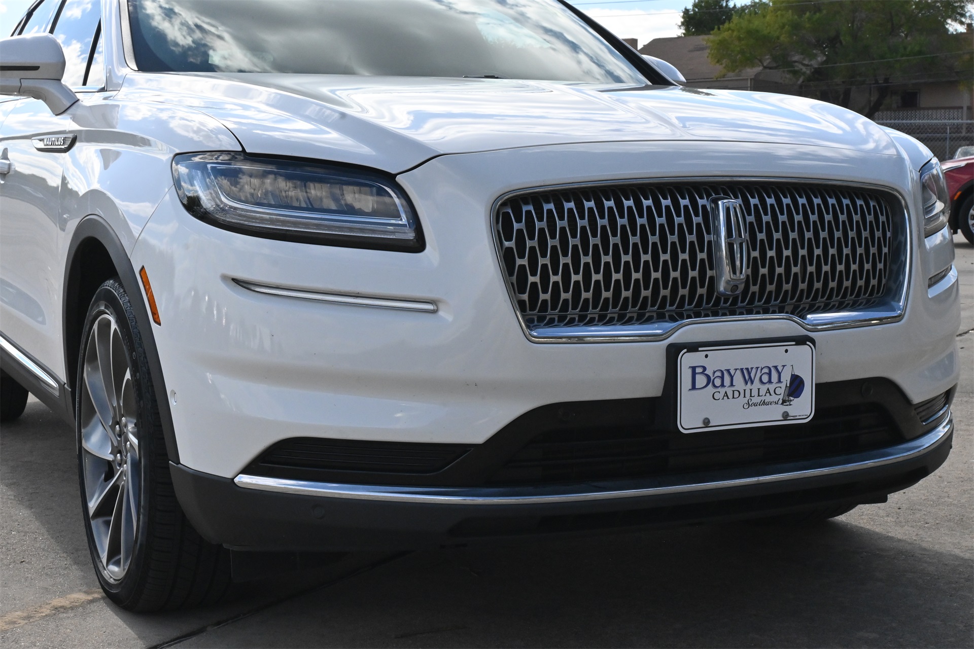 2022 Lincoln Nautilus Reserve White at AutoSavvy Houston Southwest