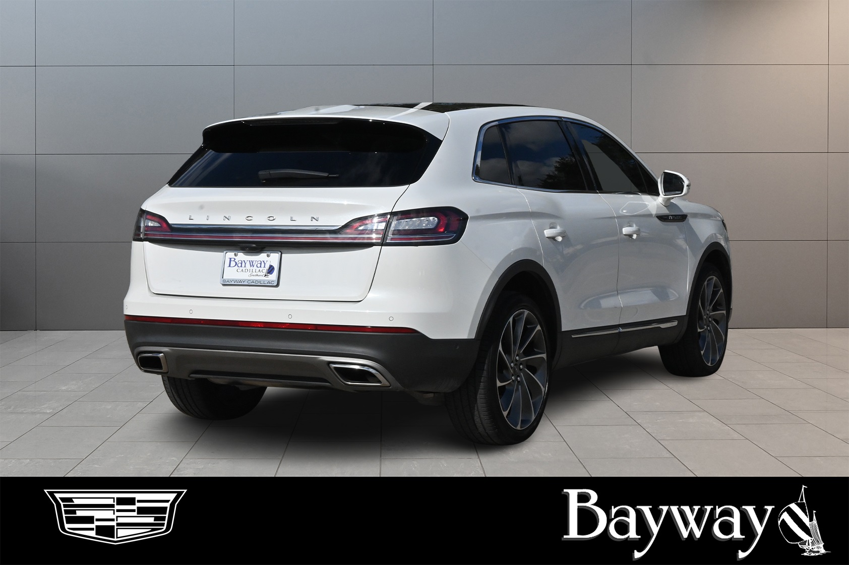 2022 Lincoln Nautilus Reserve White at AutoSavvy Houston Southwest