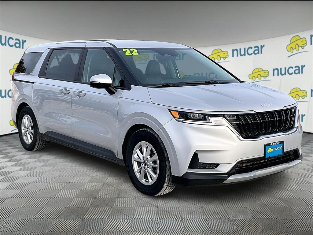 2022 Kia Carnival LX FWD