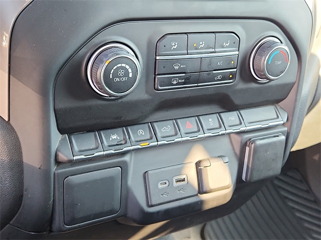 Used Car 2022 Chevrolet Silverado 1500  Custom For Sale Under $35,000 In Plainview, Texas