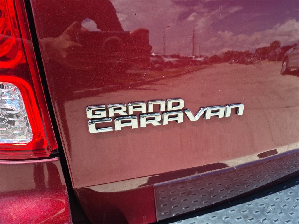 2019 Dodge Grand Caravan SE Red at Durrett Motor Company