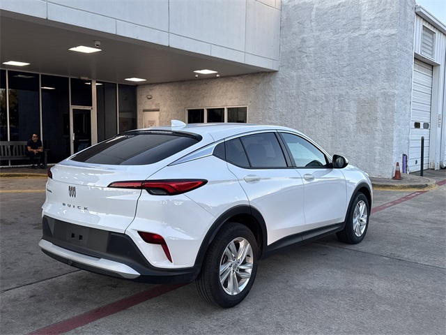 2025 Buick Envista Preferred White at Big Star Buick GMC