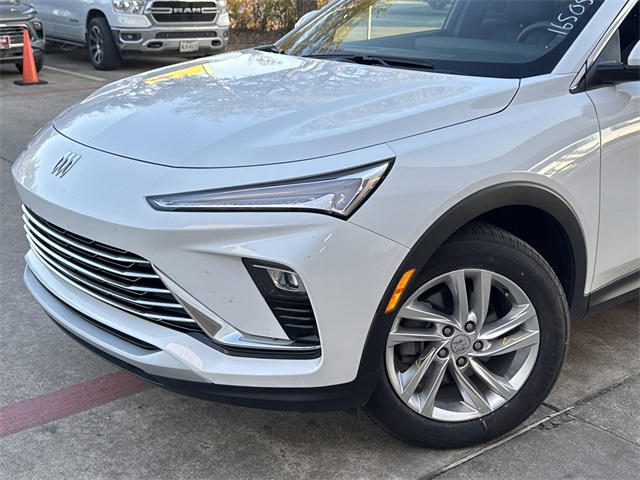 2025 Buick Envista Preferred White at Big Star Buick GMC