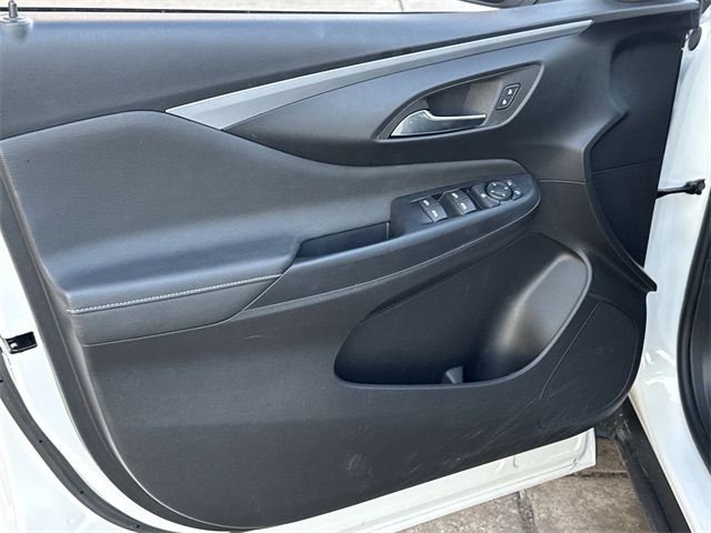 2025 Buick Envista Preferred White at Big Star Buick GMC