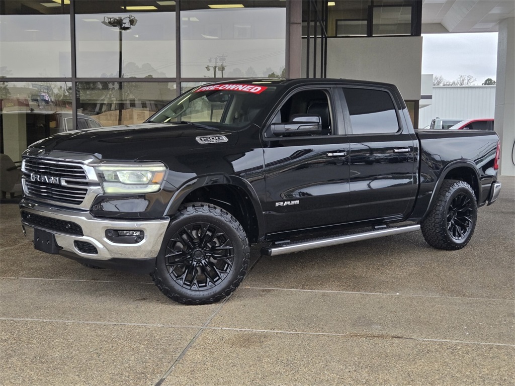 2020 RAM 1500 Laramie Crew Cab 4WD