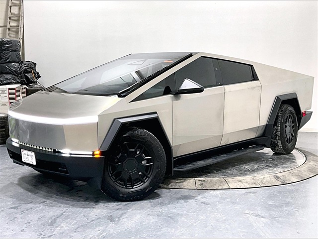 2024 Tesla Cybertruck Crew Cab AWD