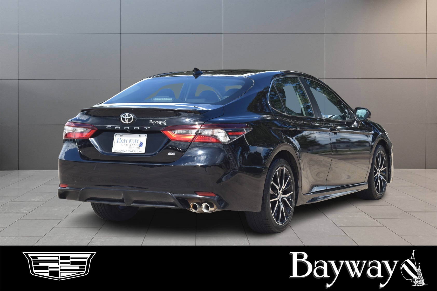 2023 Toyota Camry SE - 3