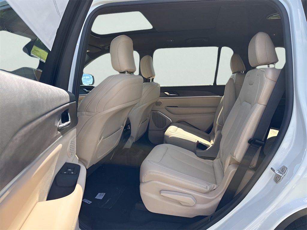 2025 Jeep Grand Cherokee L