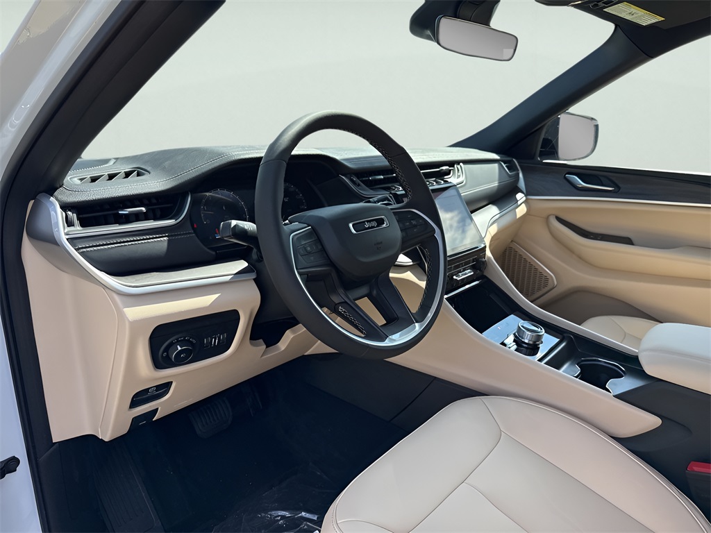 2025 Jeep Grand Cherokee L