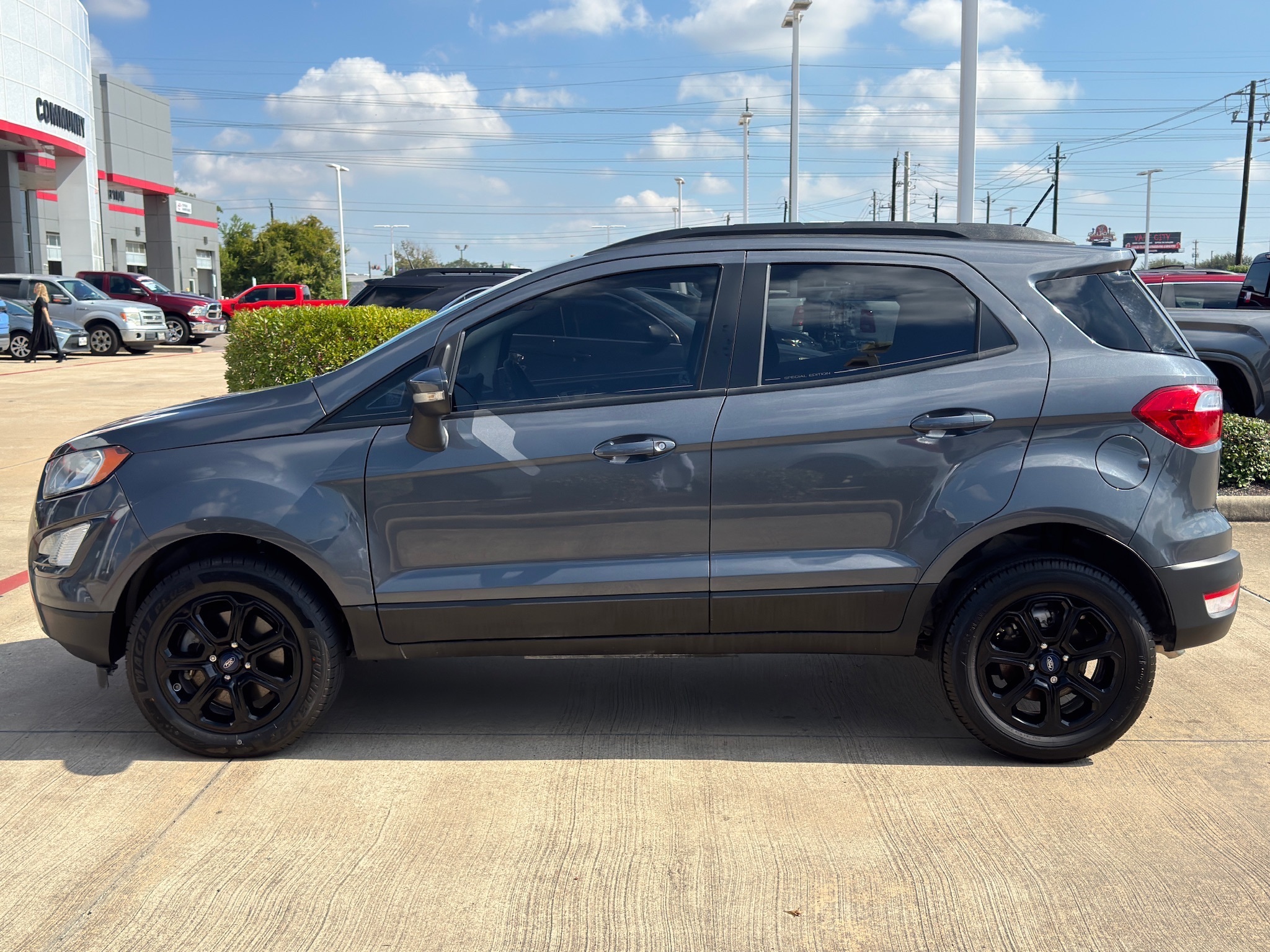 2022 Ford EcoSport SE Gray at Traditions Chevrolet