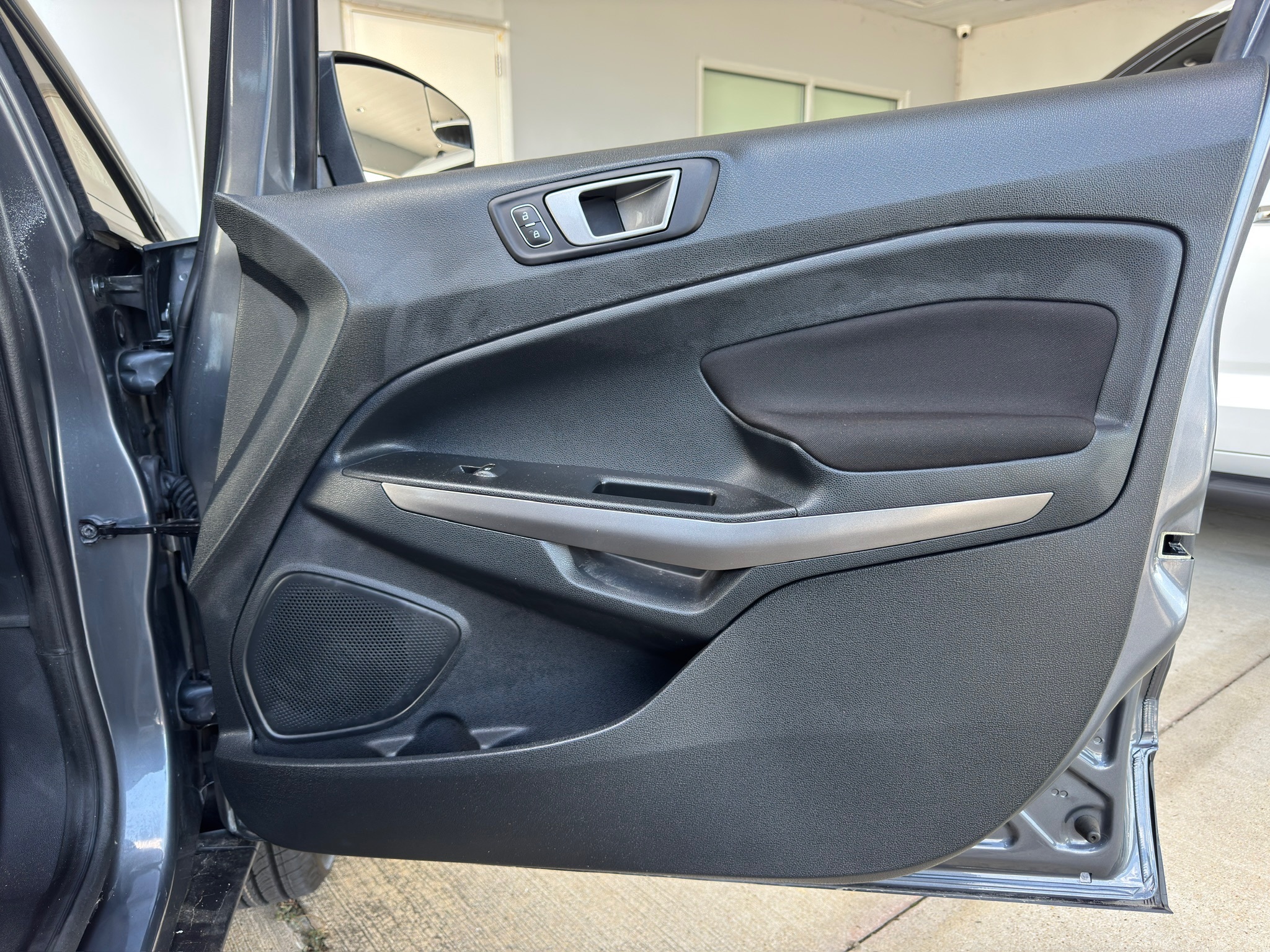 2022 Ford EcoSport SE Gray at Traditions Chevrolet