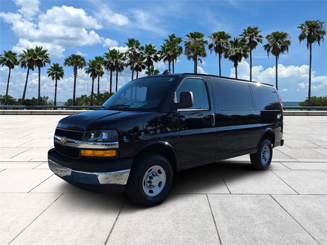 2025 Chevrolet Express Cargo 2500 RWD
