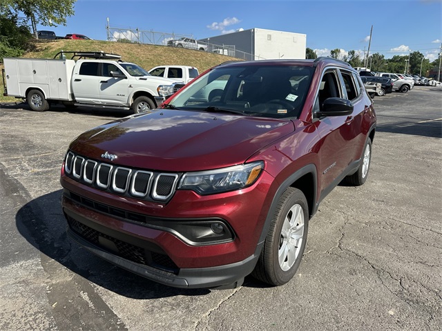 Certified 2022 Jeep Compass Latitude with VIN 3C4NJDBB9NT122410 for sale in Kansas City