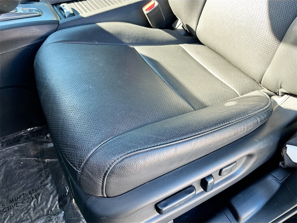 2022 Honda Passport EX-L Black at Mac Haik CDJR North Houston