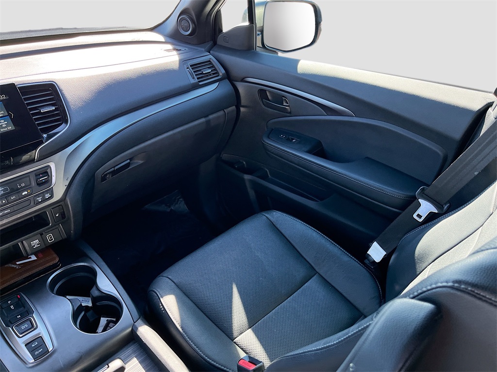 2022 Honda Passport EX-L Black at Mac Haik CDJR North Houston