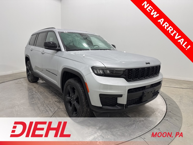 2023 Jeep Grand Cherokee L Altitude 4WD