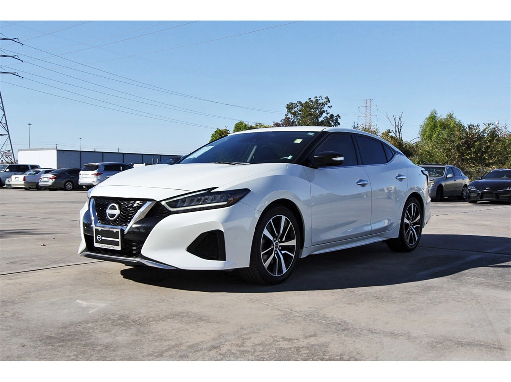 2023 Nissan Maxima SV White at Mac Haik CDJR North Houston