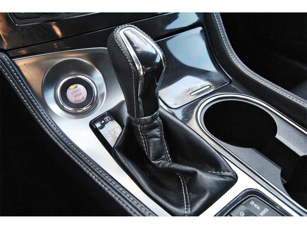 2023 Nissan Maxima SV White at Mac Haik CDJR North Houston