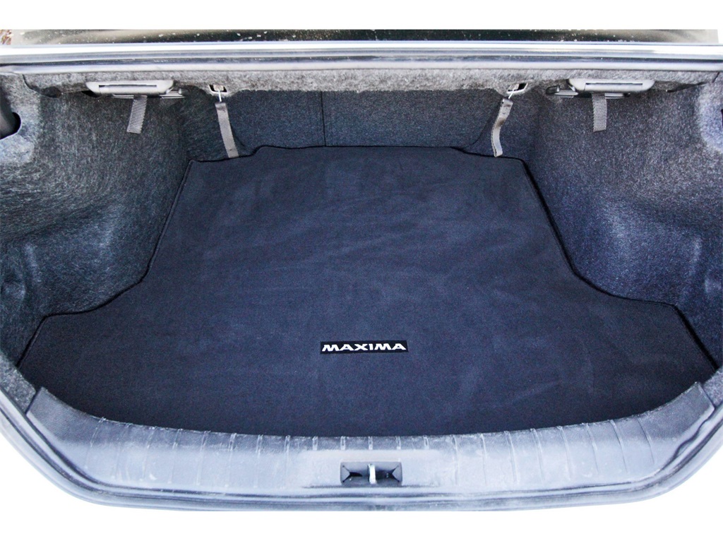 2023 Nissan Maxima SV White at Mac Haik CDJR North Houston