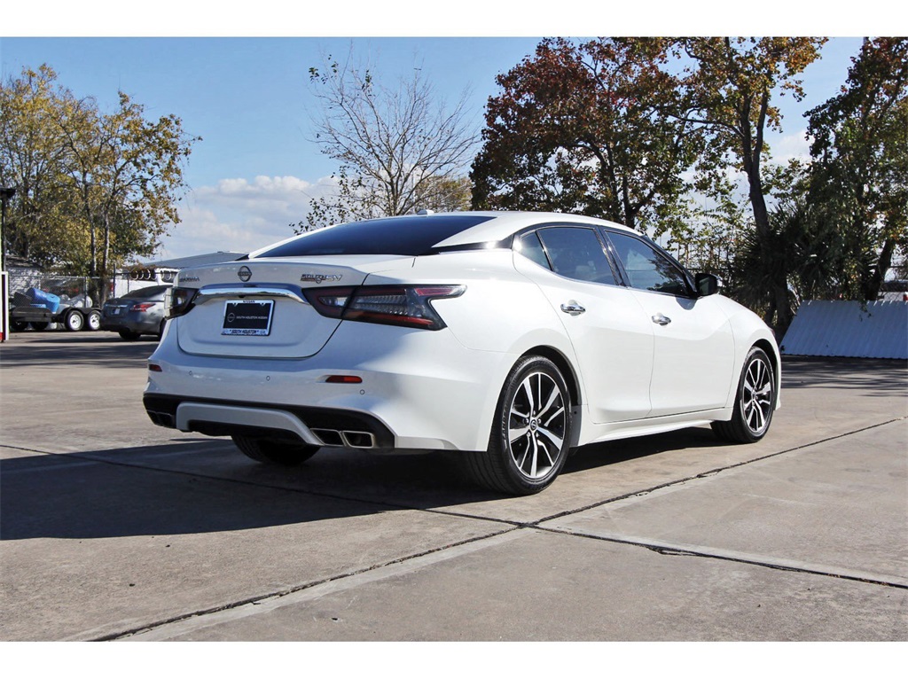 2023 Nissan Maxima SV White at Mac Haik CDJR North Houston