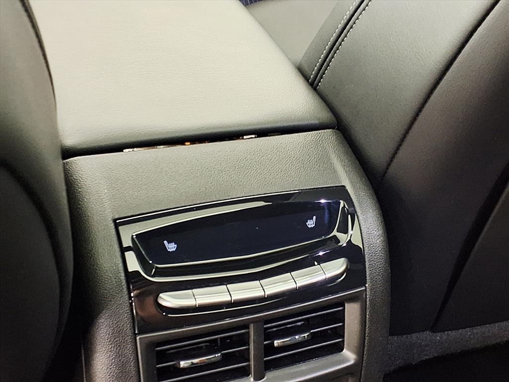 2025 Cadillac XT5 Premium Luxury - 3