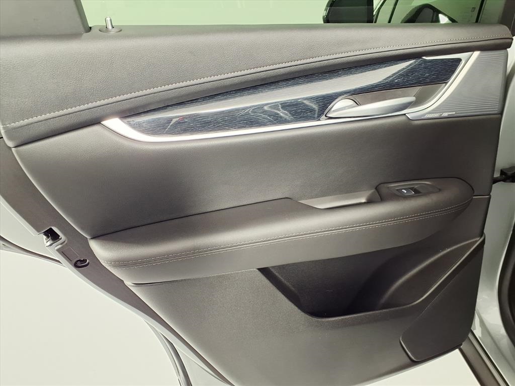 2025 Cadillac XT5 Premium Luxury - 5