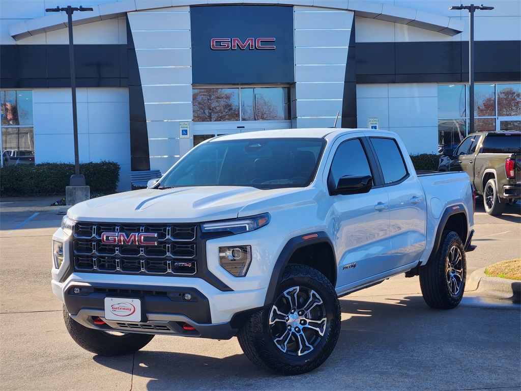 2025 GMC Canyon AT4 Crew Cab 4WD