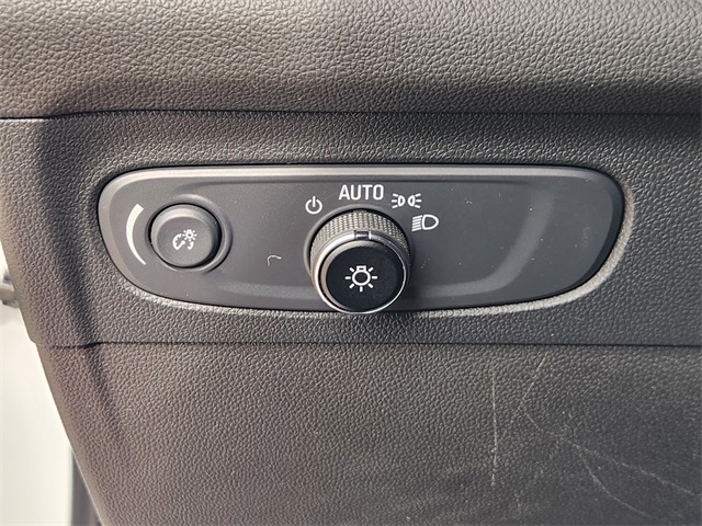 2023 Buick Envision Preferred White at Bayway Cadillac Southwest