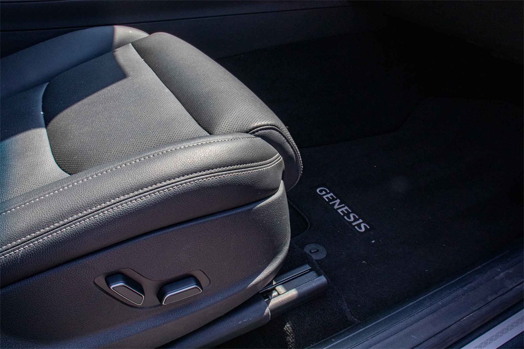 Used Car 2025 Genesis Gv70  2.5t For Sale Under $40,000 In San Marcos, Texas