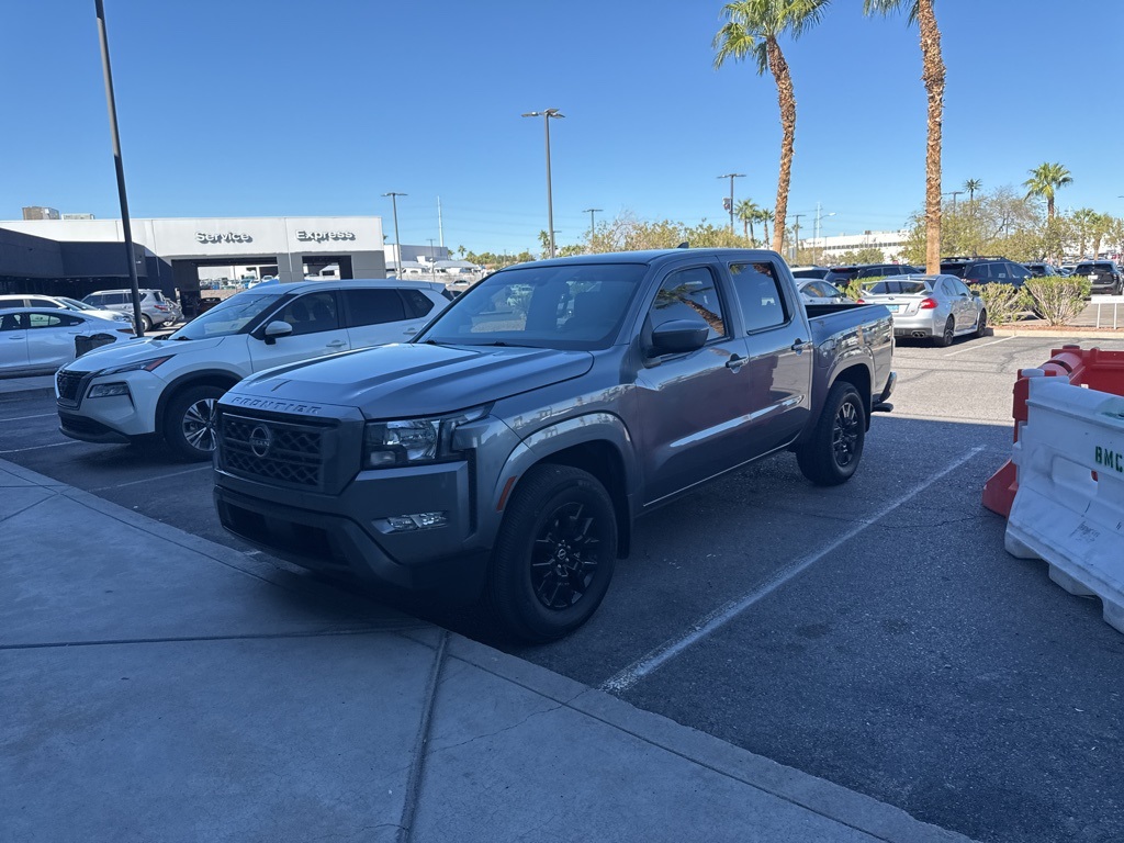 2022 Nissan Frontier SV