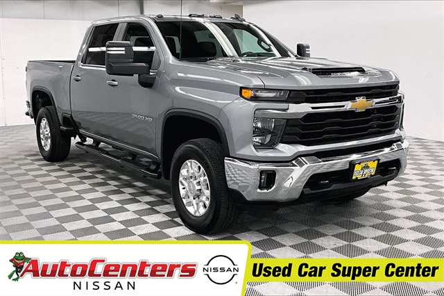 2024 Chevrolet Silverado 3500HD LT Crew Cab 4WD