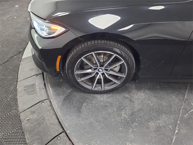 2019 – BMW – 3 Series