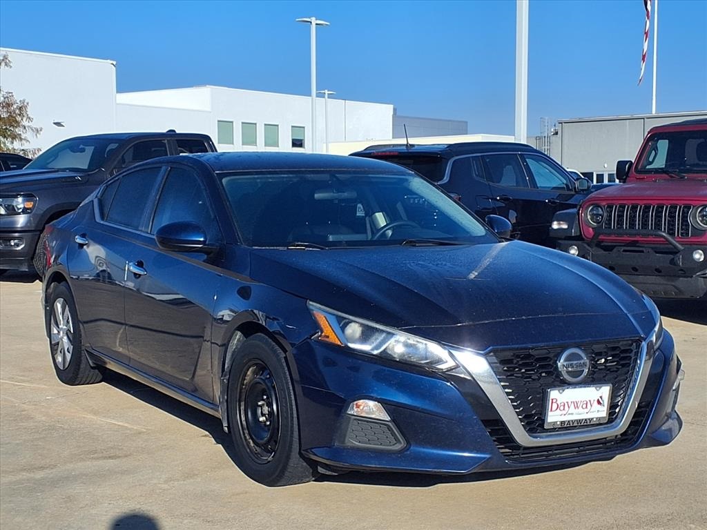 2019 Nissan Altima 2.5 S Blue at South Houston Nissan