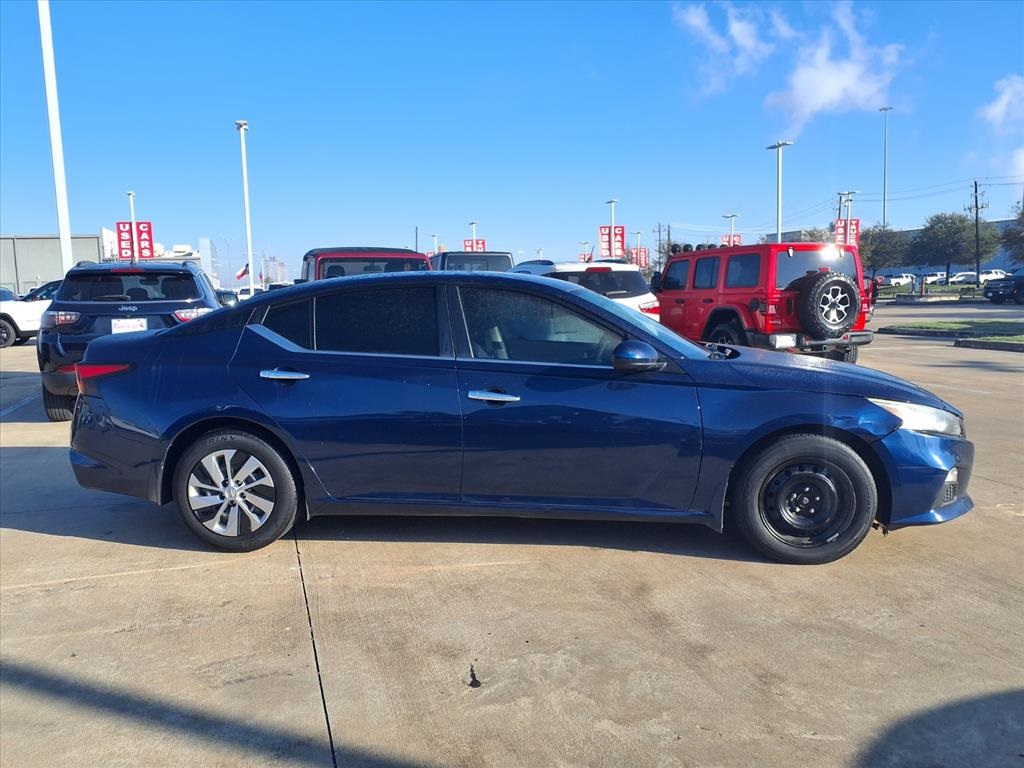 2019 Nissan Altima 2.5 S Blue at South Houston Nissan
